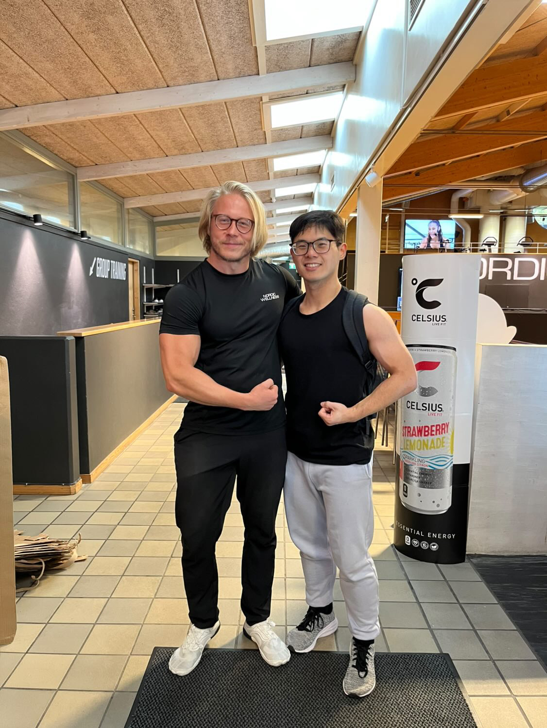 Wenjie with Theo at KTH Hallen